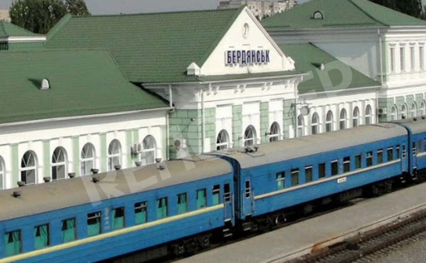 Запущен летний поезд на запорожский курорт