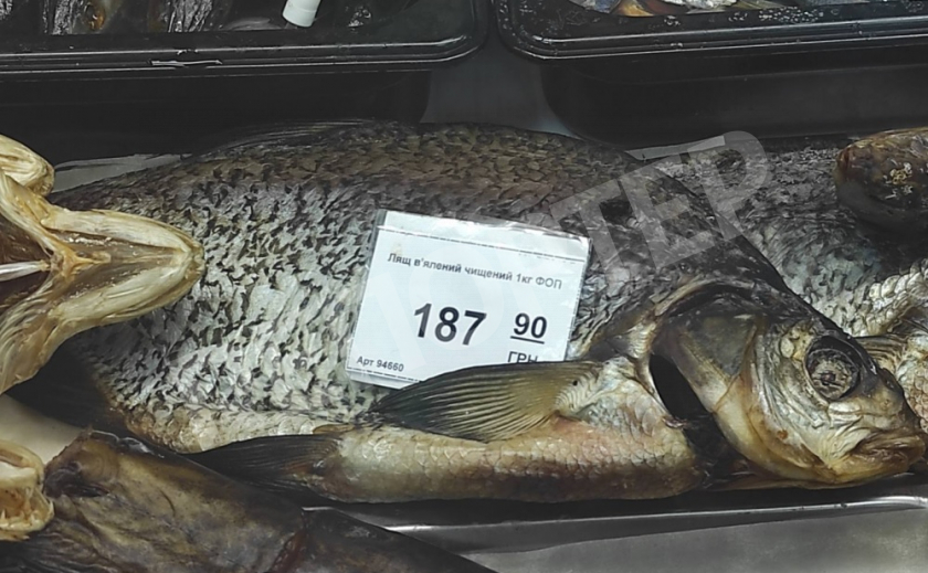 Запорожские супермаркеты торгуют рыбой по поддельным документам