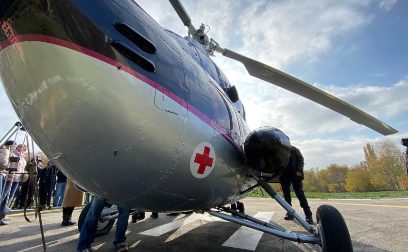 В Запорожье показали уникальный санитарный вертолет производства «Мотор Сич»