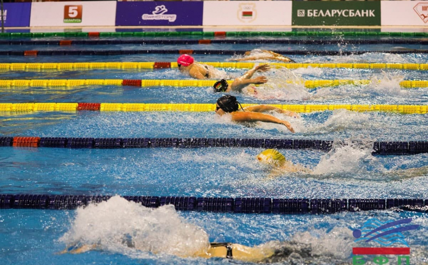 Пловцы из Запорожья и Днепра выиграли чемпионат Беларуси