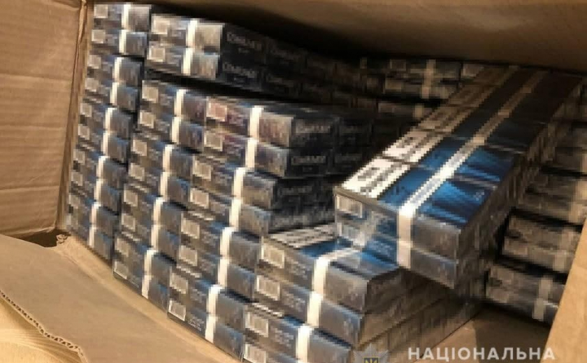 В Запорожье правоохранители обнаружили контрабандную продукцию на сотни тысяч гривен