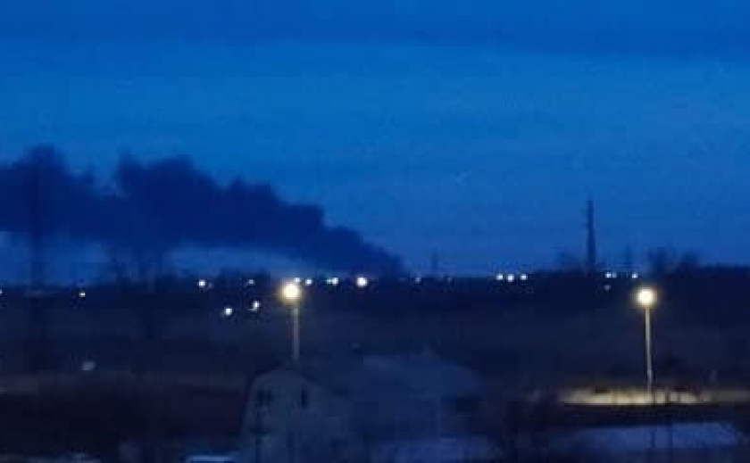 В результате обстрела аэродрома в Запорожской области пострадали люди