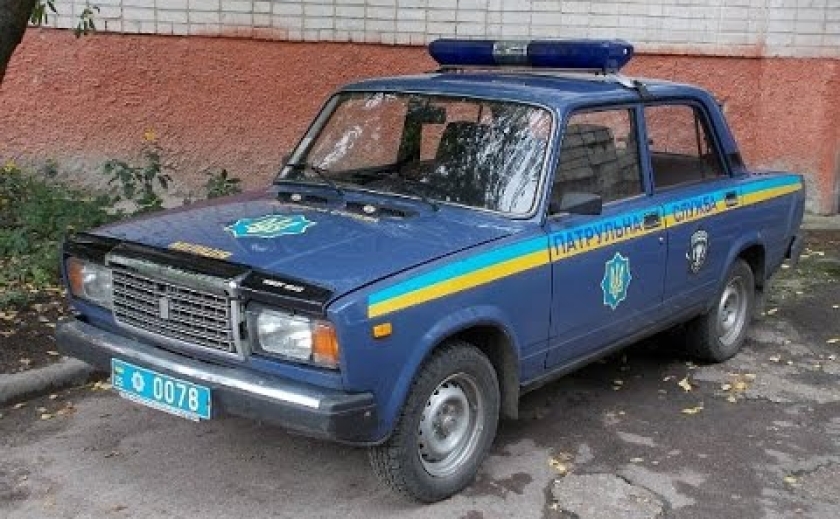 Российские военные украли три машины полиции в Кирилловке