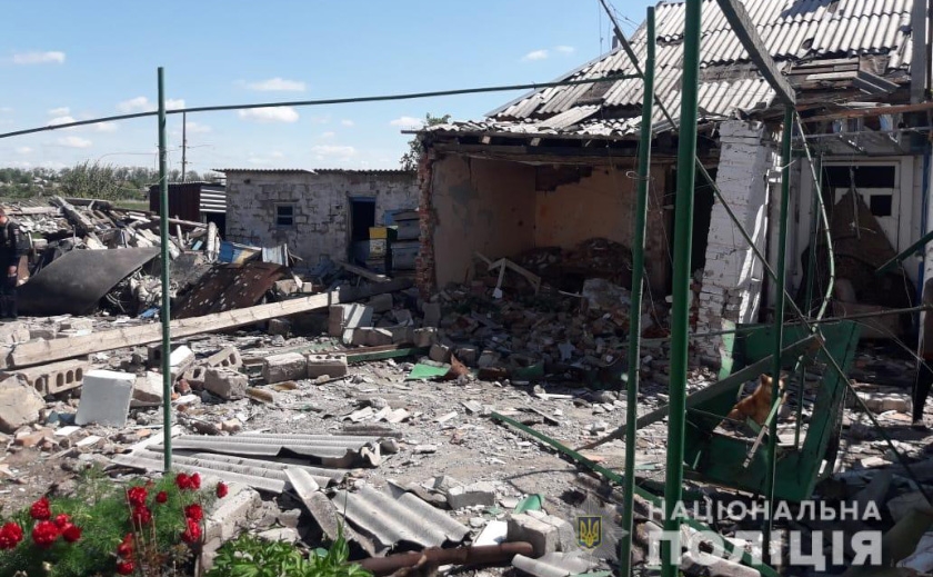 Очередной обстрел Пологовского района: пострадали десятки домов и автотранспортное хозяйство