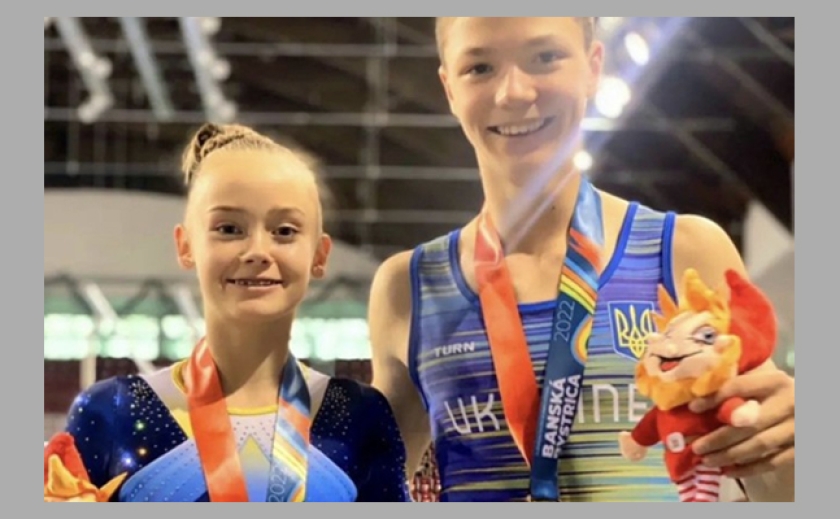 «Бронза» в міксті: Гімнаст з Запоріжжя Радомир Стельмах виграв другу медаль на ЄЮОФ-2022