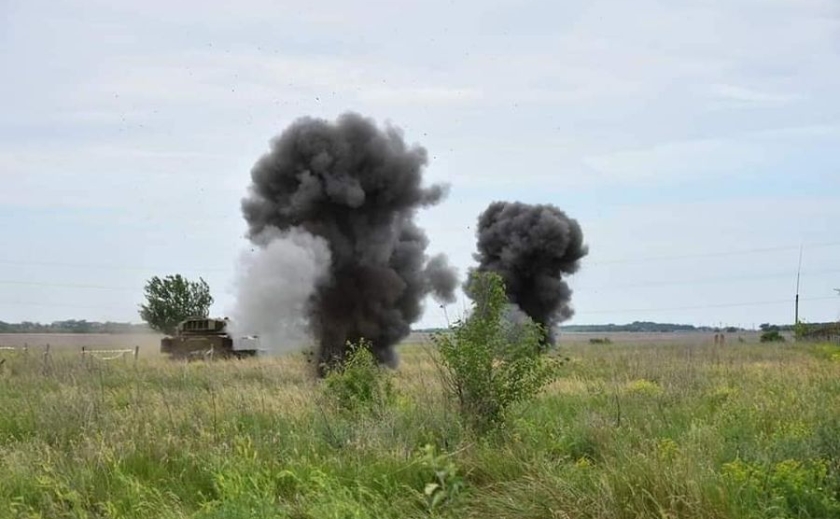 ЗСУ знищили понтонну переправу та склад БК окупантів у Запорізькій області