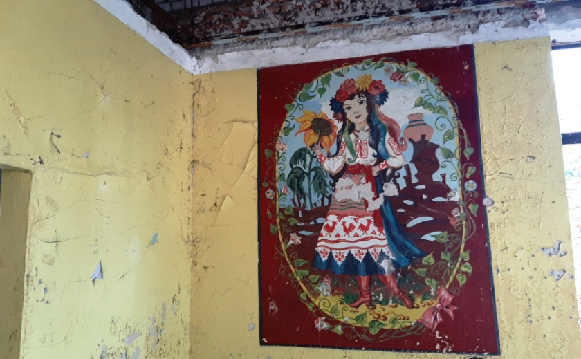 У покинутому таборі у Запорізькій області знайдені унікальні фрески