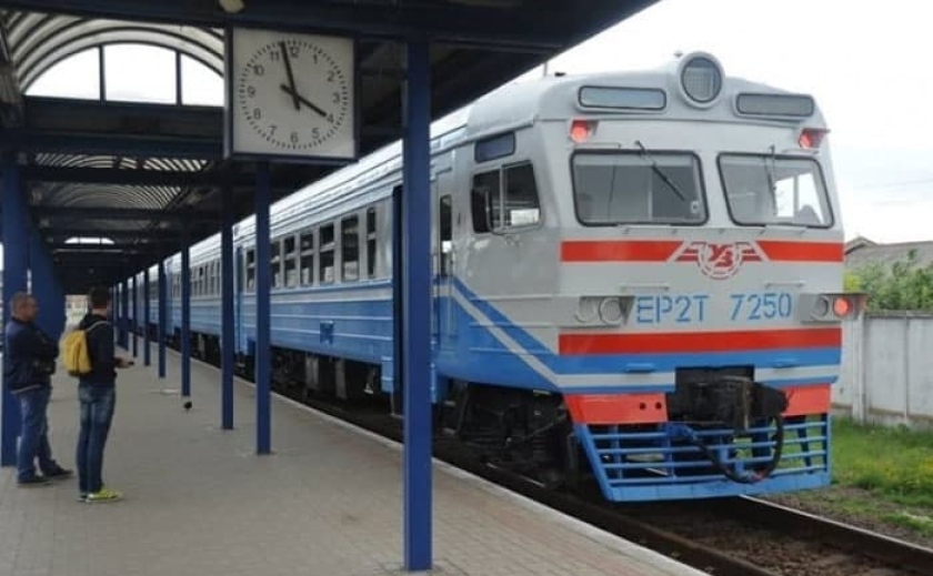 «Укрзалізниця» додала зупинки електричкам Запоріжжя-Дніпро та Запоріжжя-Лозова