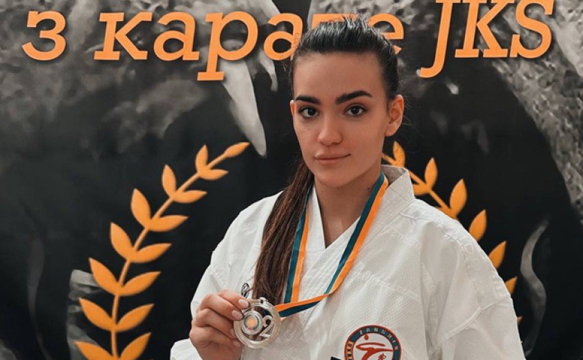 Запорізька поліцейська Софія Євтушенко отримала «срібло» на Кубку Киева з карате-шотокан