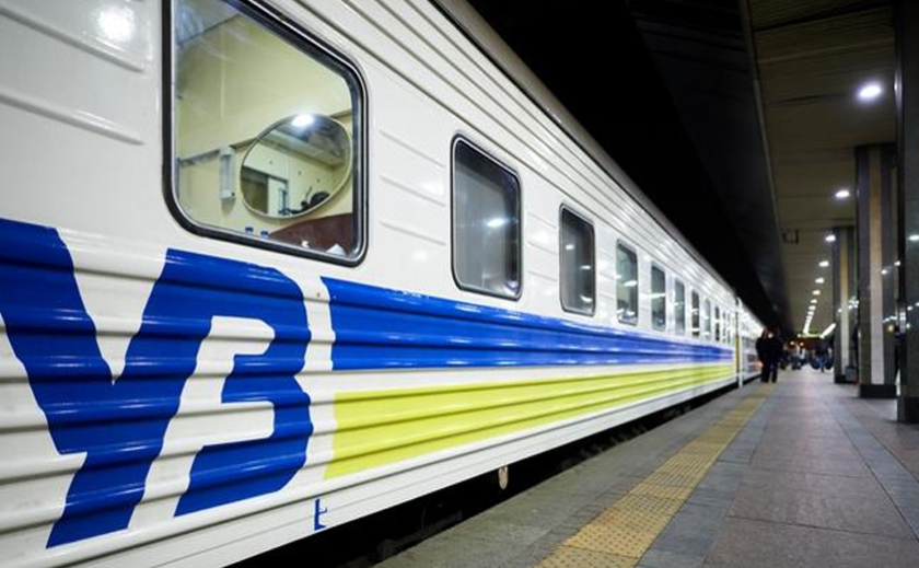 «Укрзалізниця» змінює рух потягів Запорізького напрямку: нові зупинки