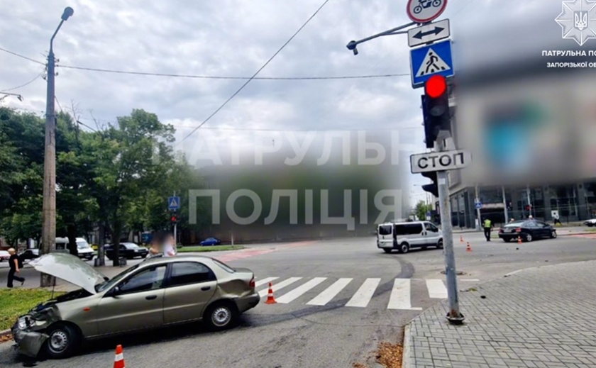 Подробиці ДТП на Собороному проспекті у Запоріжжі