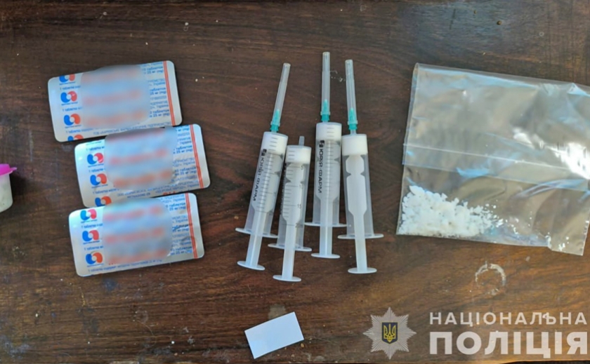 Запорізькі поліцейські перекрили канал постачання наркотиків у сусідні регіони: деталі