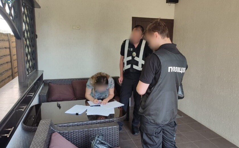 Щомісячно безпідставно нараховували та отримували премії до 150 тис. грн: у привласненні 21 млн грн бюджетних коштів підозрюються посадовці лікарні Оріхова