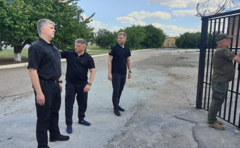 Прокурори Запоріжжя перевірили умови відбування покарання у пенітенціарних установах області