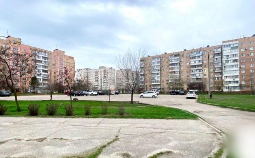 Прокурори Запоріжжя в судовому порядку зобов’язали повернути громаді земельну ділянку та скасувати держреєстрацію на «недобудову»