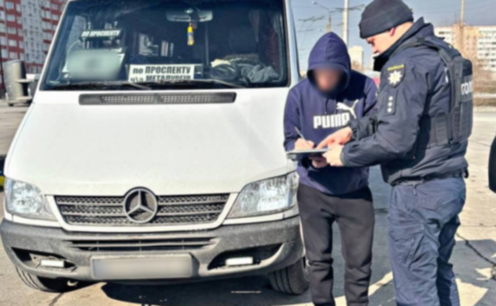 Community policing: патрульні Запоріжжя розшукали водія маршрутки, який проїхав на заборонний сигнал світлофора