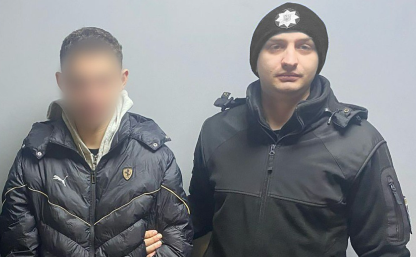 У Запоріжжі затримали молодика, який спричинив тяжкі тілесні ушкодження містянину