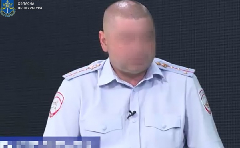Зрадив присязі та перейшов на бік ворога: у Запоріжжі судитимуть експатрульного з Мелітополя Зрадив присязі та перейшов на бік ворога: у Запоріжжі судитимуть експатрульного з Мелітополя
