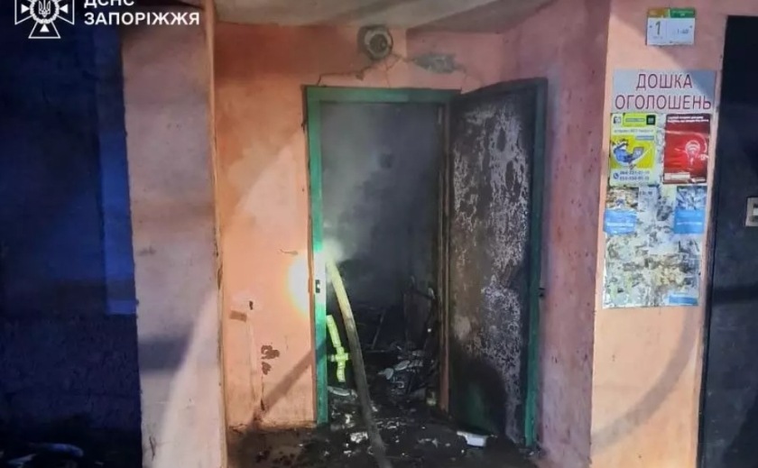 У Запоріжжі під час пожежі у багатоповерхівці постраждала дівчина