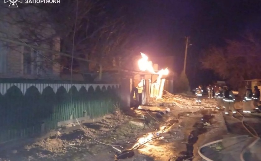Війська рф вночі завдали ударів безпілотними літальними апаратами по місту Запоріжжя та району: постраждала людина