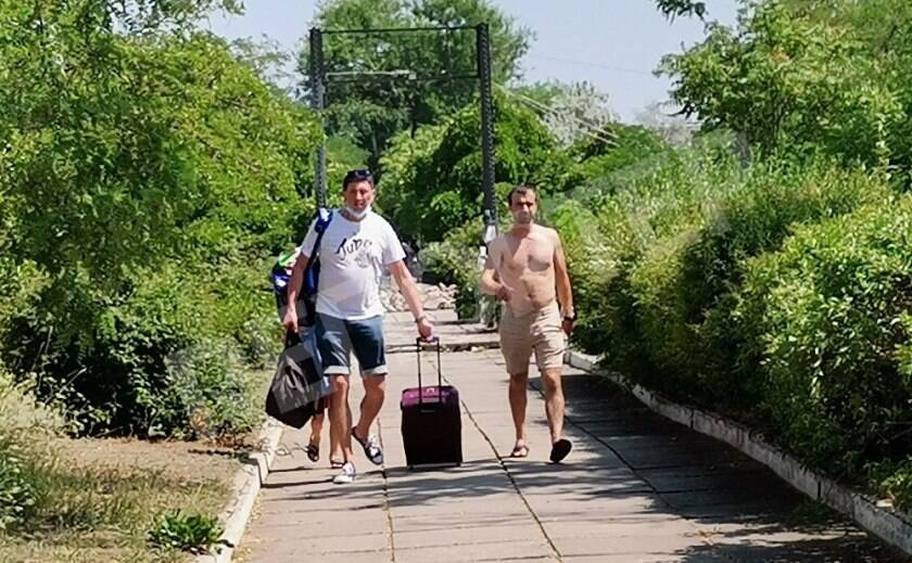 Из Кирилловки отдыхающие спасаются бегством