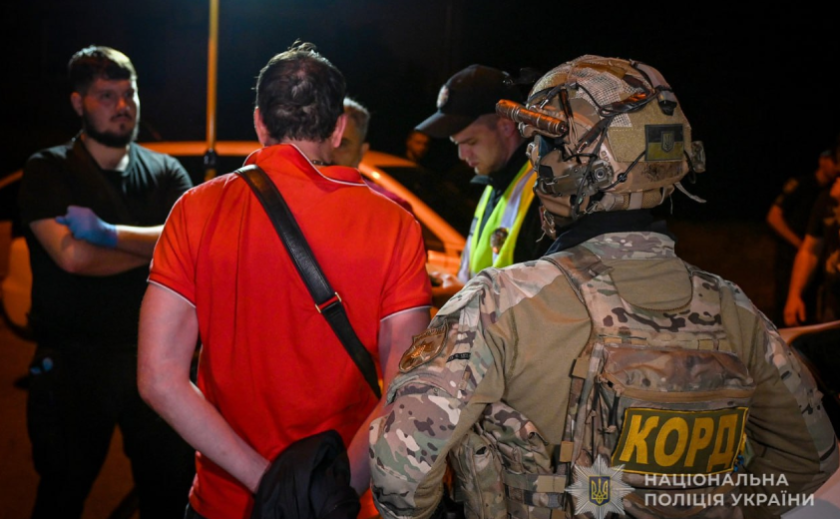 Застрелив знайомого посеред дня: правоохоронці Запоріжжя затримали зловмисника