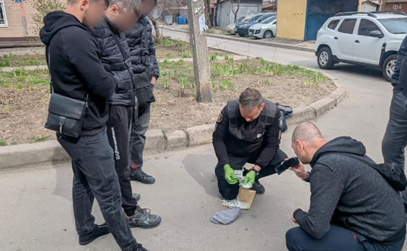 У Запоріжжі судитимуть чоловіка за сприяння незаконному виїзду військовослужбовця за кордон