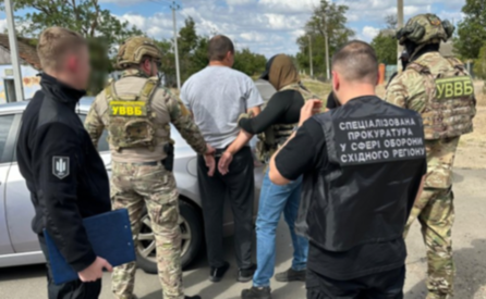 На Запоріжжі викрили правоохоронця, який переправляв чоловіків до Молдови: серед втікачів військовослужбовці, що пішли в СЗЧ