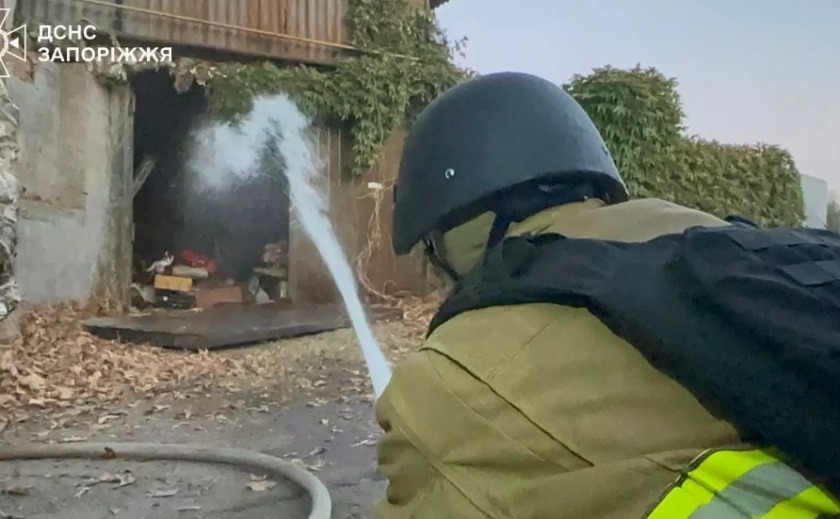 Запоріжжя: внаслідок пожежі двоє людей отримали травми різного ступеня