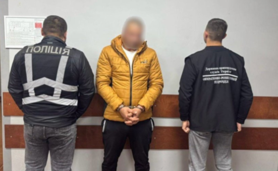 Ледь не втопився в Тисі, намагаючись втекти з країни: прикордонники затримали 29-річного ухилянта з Запоріжжя