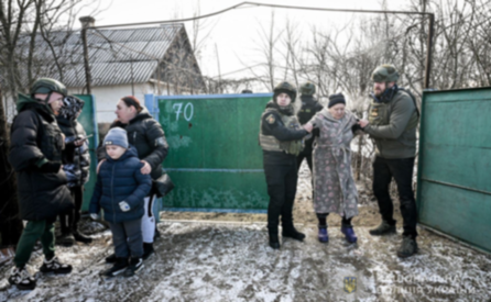 Із Таврійської громади Запорізького району евакуювали 15 дорослих, пʼятьох дітей та трьох собак