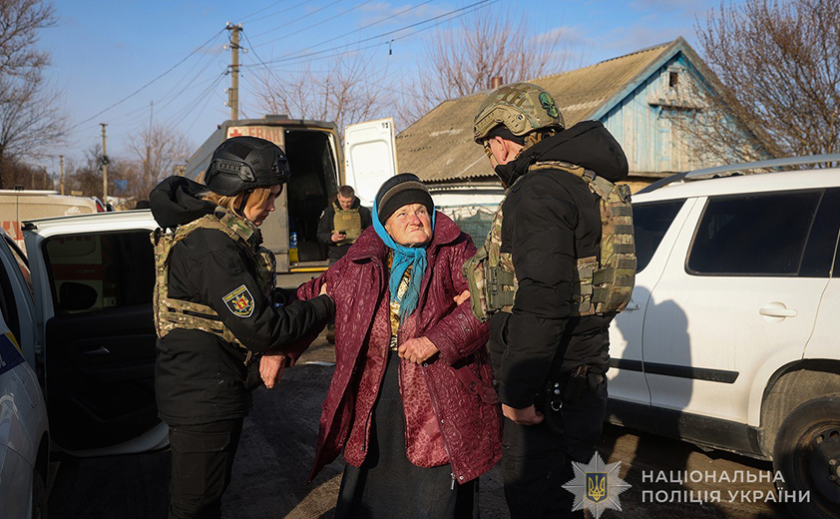 Із прифронтових сіл Запорізької області евакуювали 12 мешканців