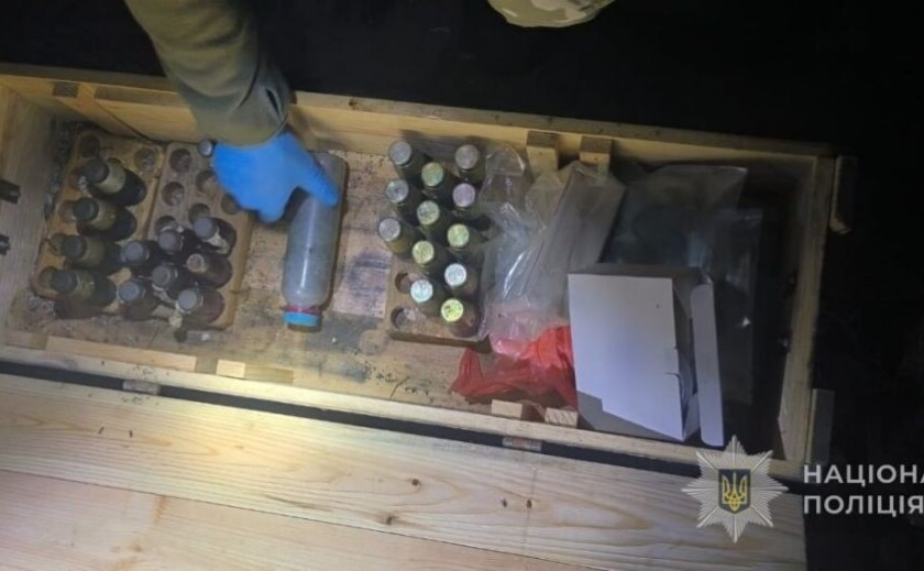У Запорізькому районі чоловіка підозрюють у незаконному зберіганні вибухових предметів