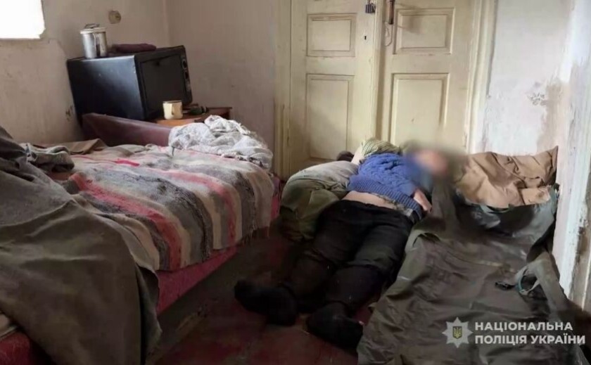 Запорізькі поліцейські евакуювали чотирьох жителів прифронтового Таврійського