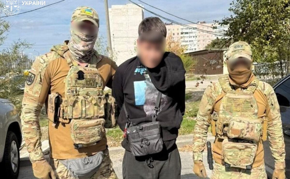 В Запорожье задержали 21-летнего мужчину, который помогал оккупантам подключать Starlink за $150