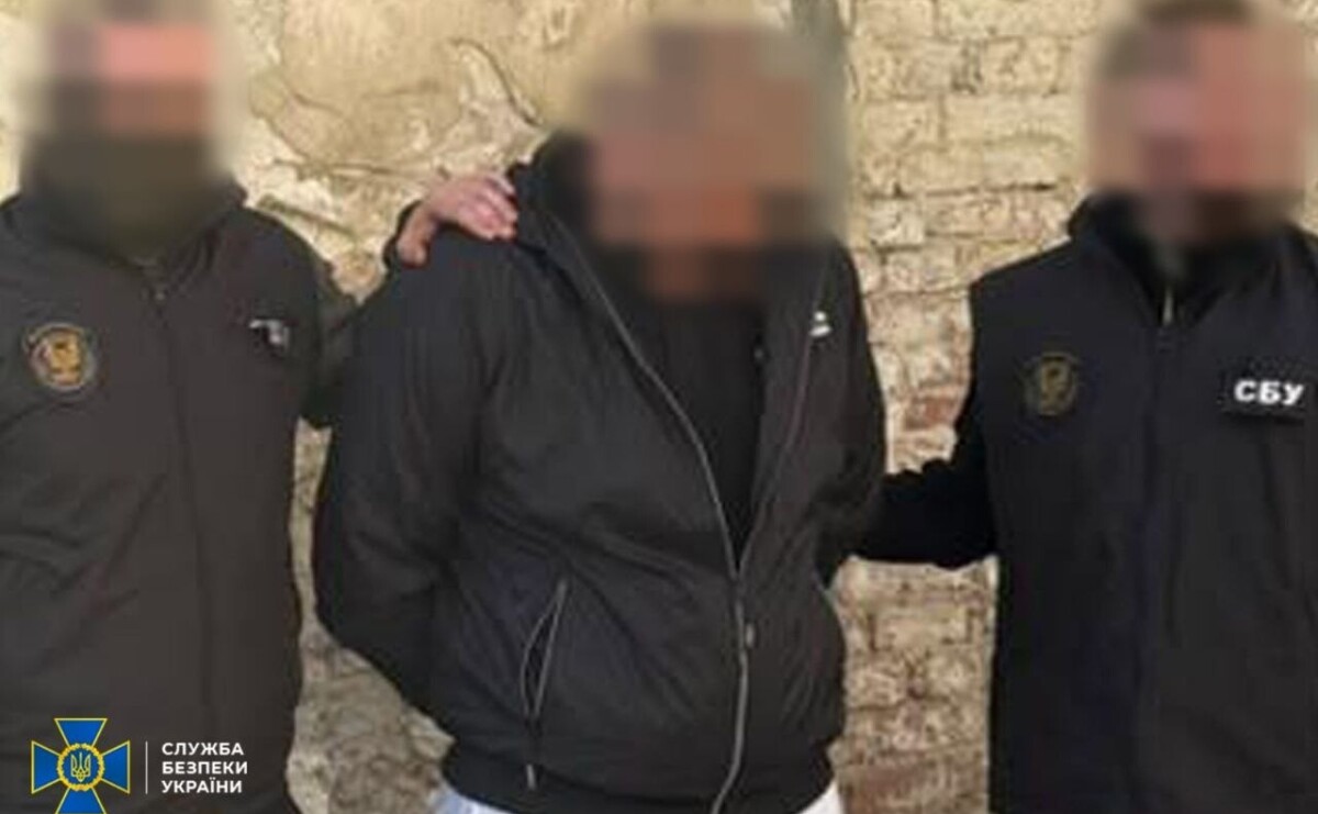 У Запоріжжі затримали місцевого мешканця, який підпалив автівку виконували на замовлення рф