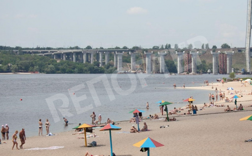 Запорожские пляжи открыли для купания